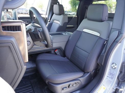 New 2025 GMC Hummer EV 3X image 13