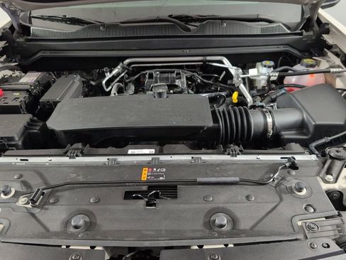 New 2026 Chevrolet Colorado Trail Boss AWD/4WD image 3