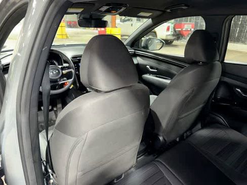 Used 2023 Hyundai Santa Cruz SE AWD/4WD image 25