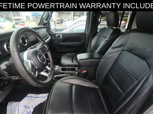 Used 2023 Jeep Wrangler Unlimited Sahara AWD/4WD image 11