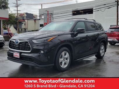 Certified 2023 Toyota Highlander LE