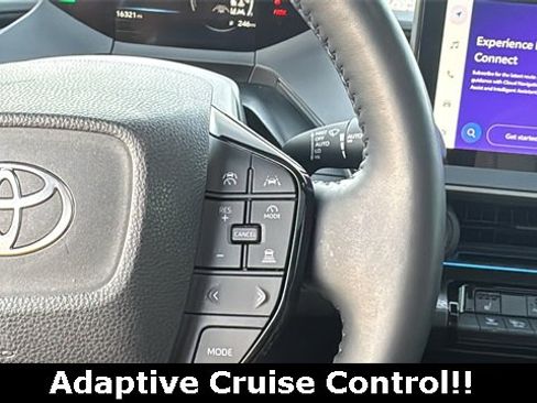 Used 2024 Toyota Prius XLE image 5