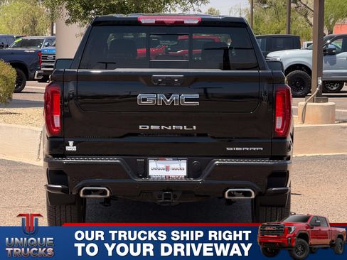 Used 2025 GMC Sierra 1500 Denali Ultimate AWD/4WD image 5