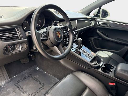 Used 2022 Porsche Macan GTS image 42