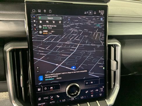 Used 2025 GMC Acadia Elevation image 11