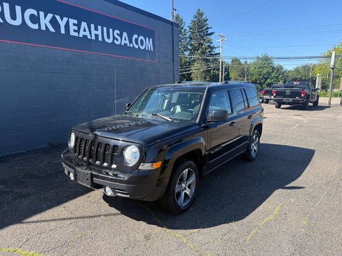 Used 2017 Jeep Patriot High Altitude AWD/4WD image 1