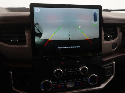 Used 2022 Ford Expedition Max Limited image 22