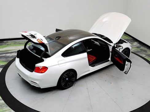Used 2015 BMW M4 Coupe RWD image 36