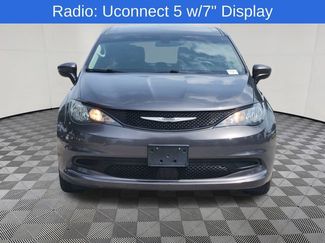 Used 2022 Chrysler Voyager LX FWD video 2