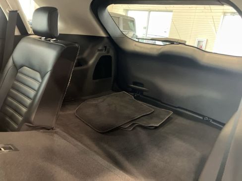 Used 2024 Ford Edge SEL image 24