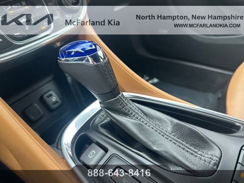 Used 2017 Chevrolet Volt Premier w/ Driver Confidence II Package FWD image 24