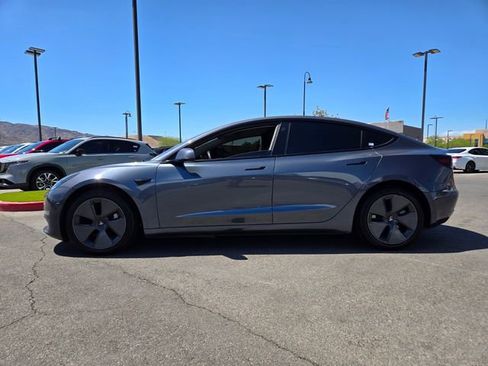 Used 2023 Tesla Model 3 Standard Range RWD image 3