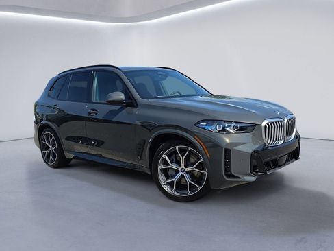 New 2026 BMW X5 xDrive50e w/ M Sport Package AWD/4WD image 2