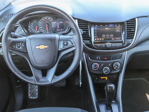 Used 2020 Chevrolet Trax LS w/ Tint and Cruise Package image 17
