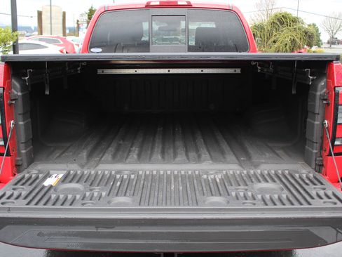Used 2022 Nissan Frontier SV image 17