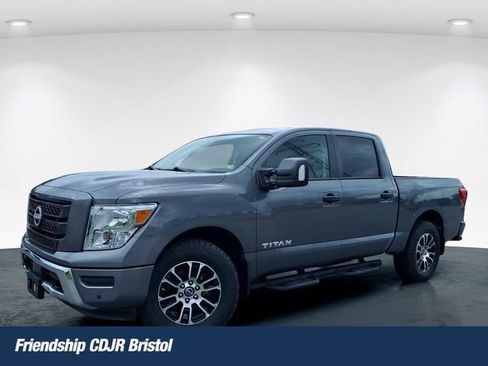 Used 2023 Nissan Titan SV w/ SV Convenience Package AWD/4WD image 1