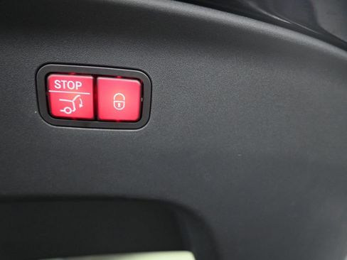 Used 2022 Mercedes-Benz AMG GT 43 image 25