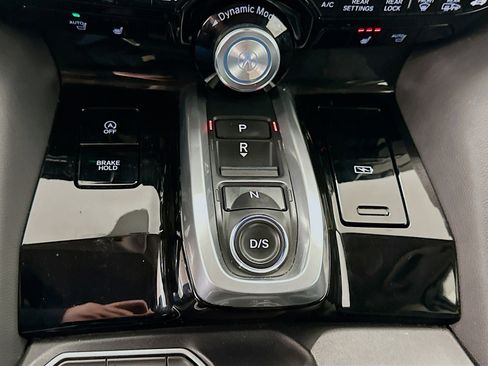 Used 2024 Acura MDX SH-AWD image 24