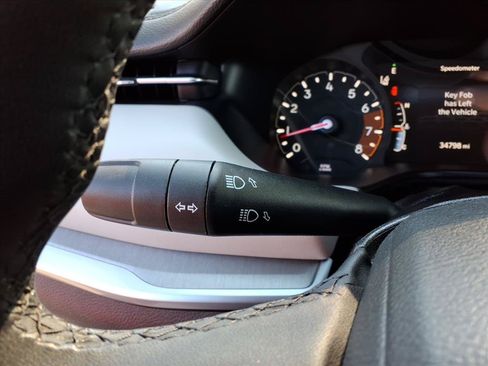 Used 2025 Jeep Compass Limited AWD/4WD image 19
