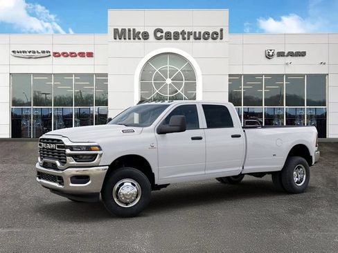 New 2026 RAM 3500 Tradesman w/ Chrome Appearance Group A AWD/4WD image 3