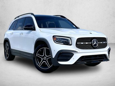 Used 2022 Mercedes-Benz GLB 250 image 12
