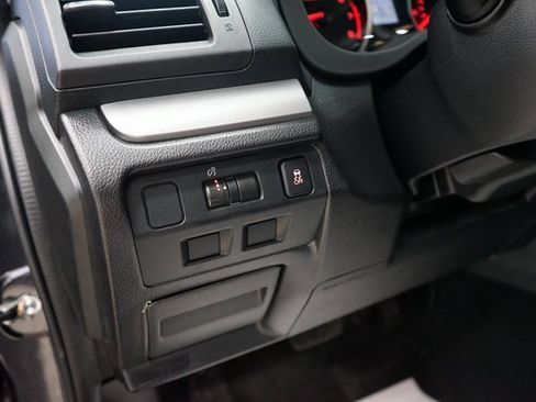 Used 2014 Subaru Crosstrek 2.0i Premium image 21