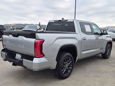 Used 2023 Toyota Tundra Platinum AWD/4WD image 6