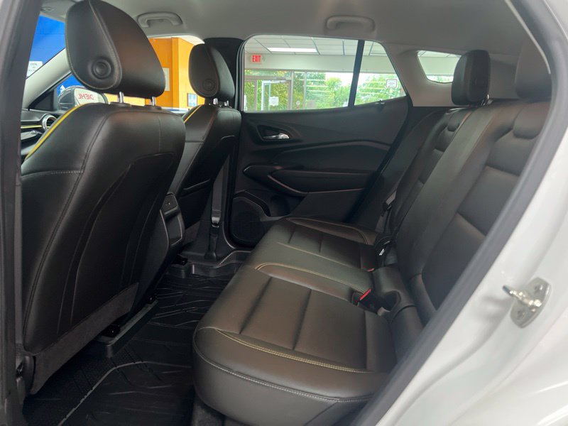 Used 2025 Chevrolet Trax ACTIV w/ Driver Confidence Package FWD image 15