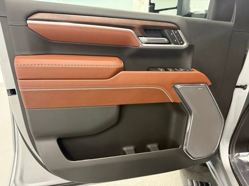 New 2026 GMC Sierra 2500 Denali Ultimate AWD/4WD image 13