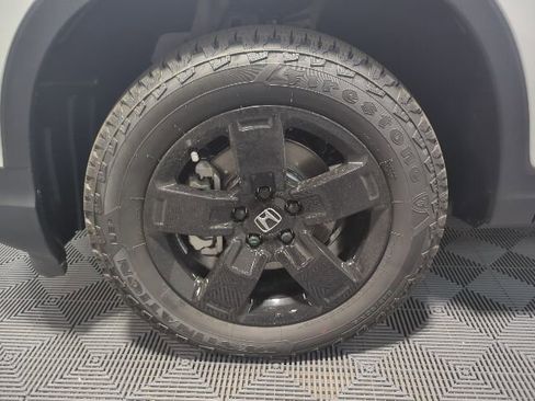 New 2026 Honda Ridgeline Black Edition image 8