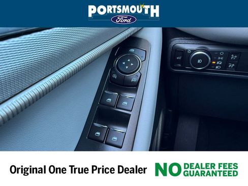 New 2026 Ford Explorer Active w/ Active Comfort Package image 22