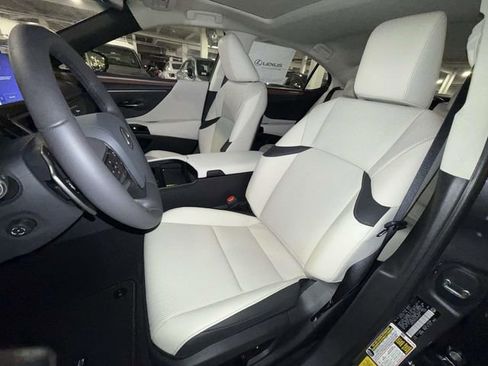 New 2025 Lexus ES 350 w/ Premium Package FWD image 2