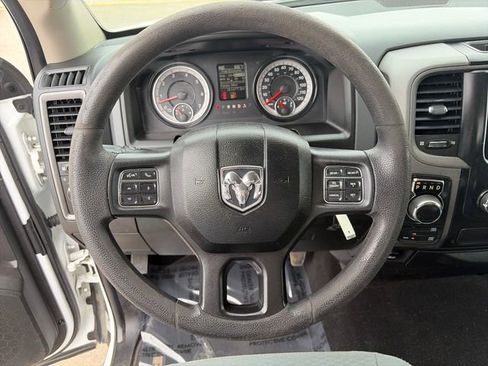 Used 2018 RAM 1500 Express w/ Express Value Package AWD/4WD image 27