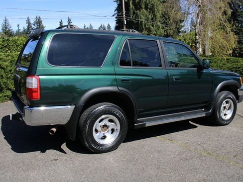 Used 2000 Toyota 4Runner SR5 image 3
