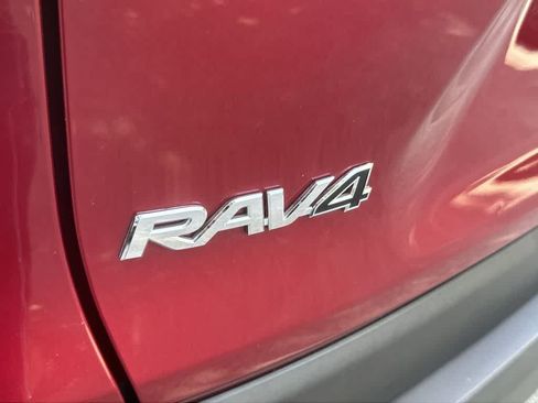 Used 2024 Toyota RAV4 XLE AWD/4WD image 11