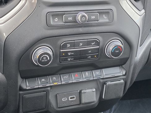 Certified 2024 Chevrolet Silverado 1500 Custom image 15