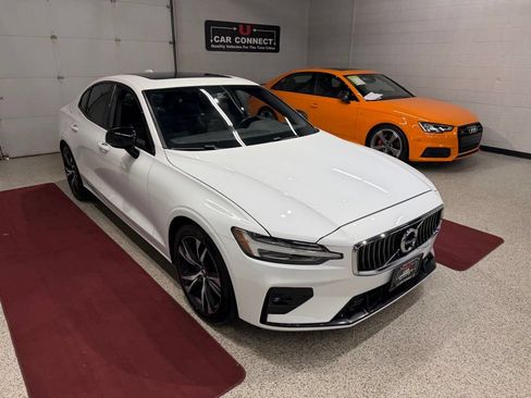 Used 2019 Volvo S60 T6 R-Design AWD/4WD image 9