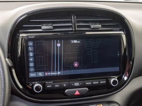 Used 2023 Kia Soul S FWD image 18