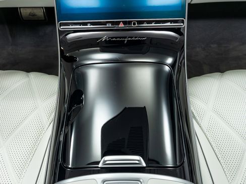 Used 2023 Mercedes-Benz Maybach S 680 4MATIC image 44