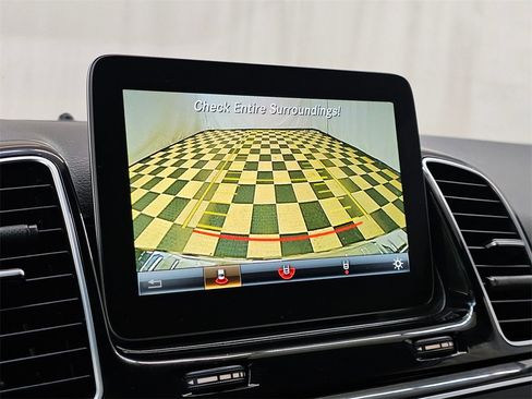 Used 2016 Mercedes-Benz GLE 350 w/ Premium Package image 30