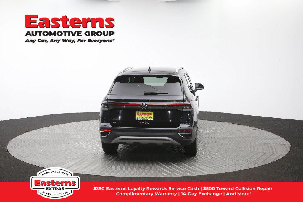 Used 2025 Volkswagen Taos SE FWD image 37