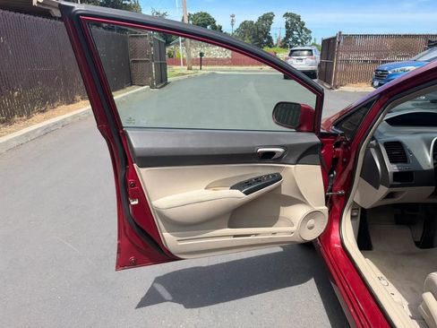Used 2011 Honda Civic LX image 10
