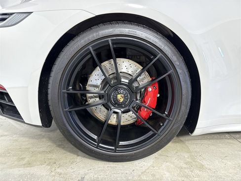 Certified 2024 Porsche 911 Carrera GTS image 16