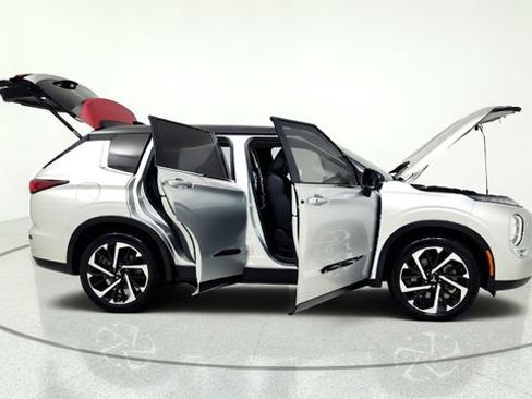 Used 2022 Mitsubishi Outlander SE AWD/4WD image 20