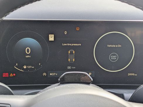 Certified 2025 Hyundai Tucson SEL image 21