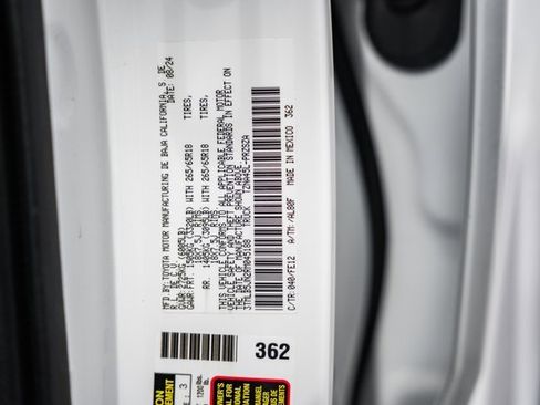 Used 2024 Toyota Tacoma TRD Sport image 44