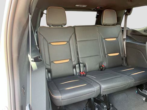 Used 2023 GMC Yukon AT4 AWD/4WD image 29