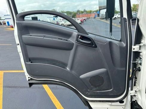 New 2024 Chevrolet Low Cab Forward image 11