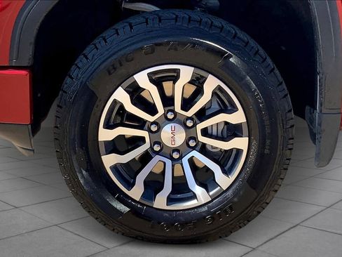 Used 2019 GMC Sierra 1500 AT4 w/ AT4 Premium Package AWD/4WD image 11