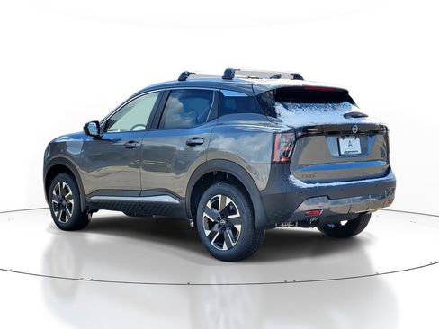 New 2026 Nissan Kicks SV image 4